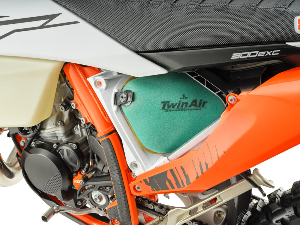 2026 KTM 300 EXC HARDENDURO. Credit: KTM